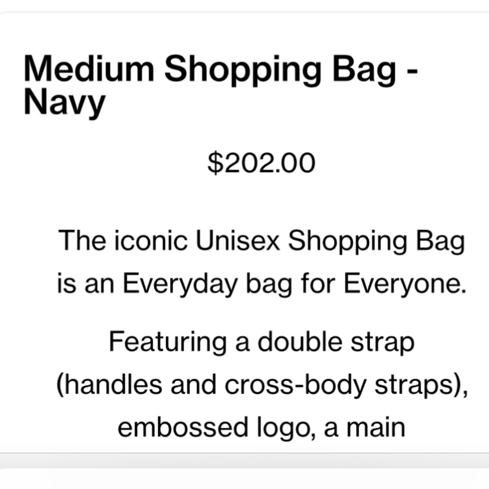 Navy blue Telfar bag - Medium 
Well used 
All impurities listed in photos - Picture 7 of 7